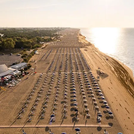 Διαμέρισμα Cozy Flat With A Terrace-beahost