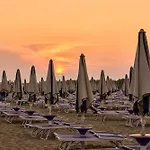 Cozy Flat With A Terrace-beahost * Bibione