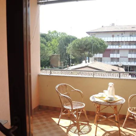 Cozy Flat With A Terrace - Beahost Апартаменти *
