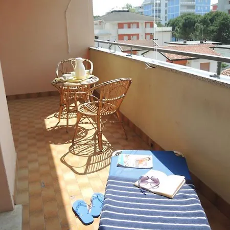 Cozy Flat With A Terrace - Beahost Бібіоне