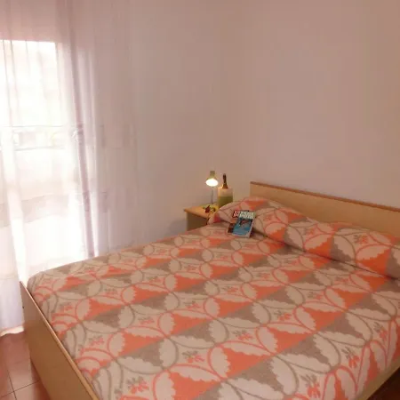 Апартаменти Cozy Flat With A Terrace - Beahost Бібіоне