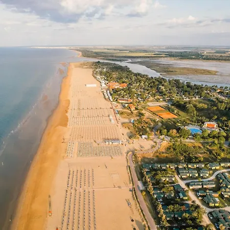 Daire Cozy Flat With A Terrace-beahost Bibione