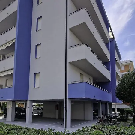 Apartmán Cozy Flat With A Terrace-beahost Bibione