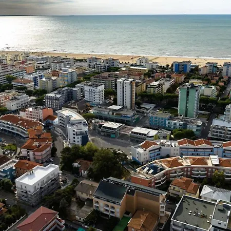 Cozy Flat With A Terrace-beahost * Bibione