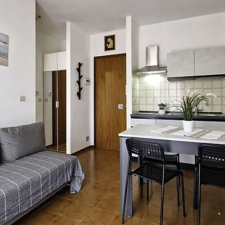 Cozy Flat With A Terrace-beahost *